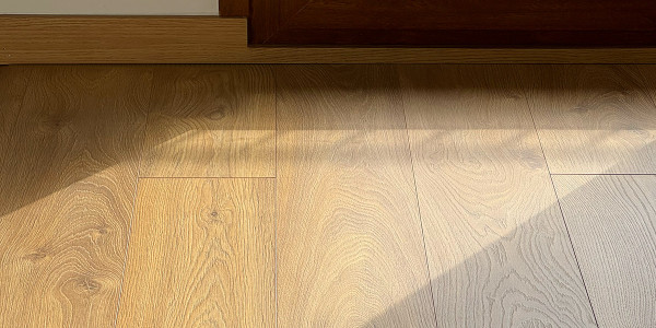 Rehabilitación / Reformas de Pisos Catarroja · Instalación de Parquet, Gres, Porcelánicos y Moquetas